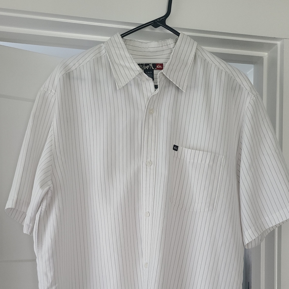 Quiksilver men's s/s button down size large